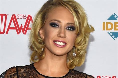 kagney linn karter|Adult Film Star Kagney Linn Karter Dies By Suicide At Age 36